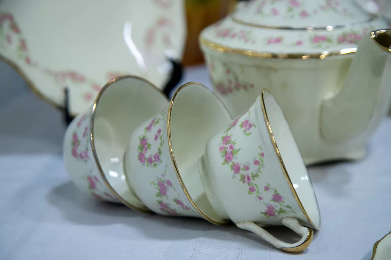 Jogo de chá de porcelana 19 peças - Image 7