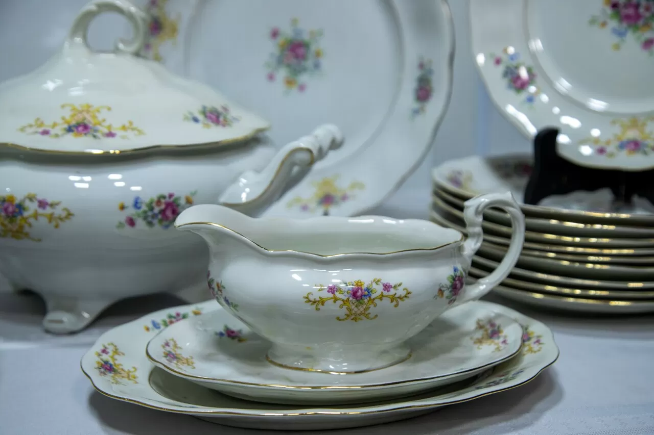Jogo de jantar porcelana Polônia  54 peças - Image 7