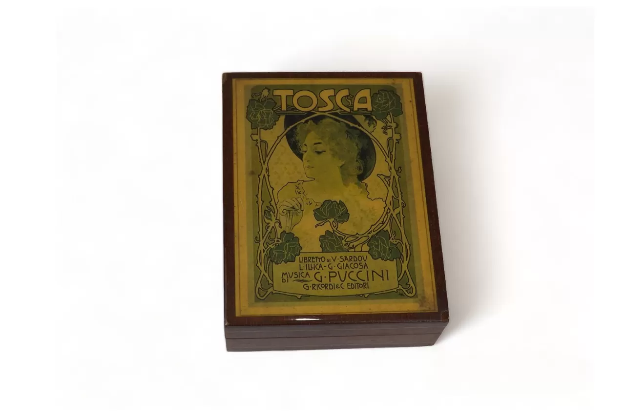 Antiga Caixa de Música italiana