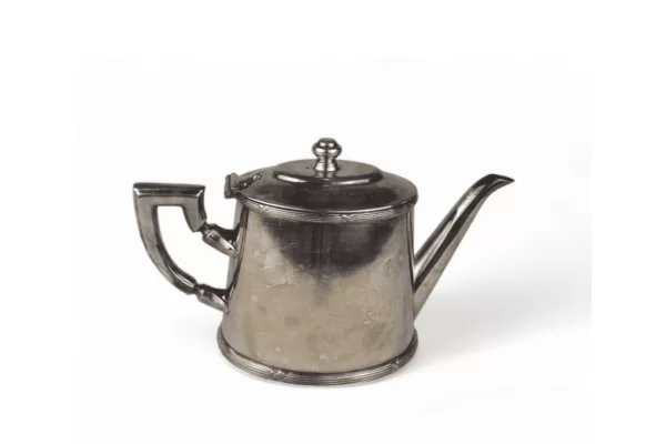 Elegante Bule de Chá Fracalanza Prata